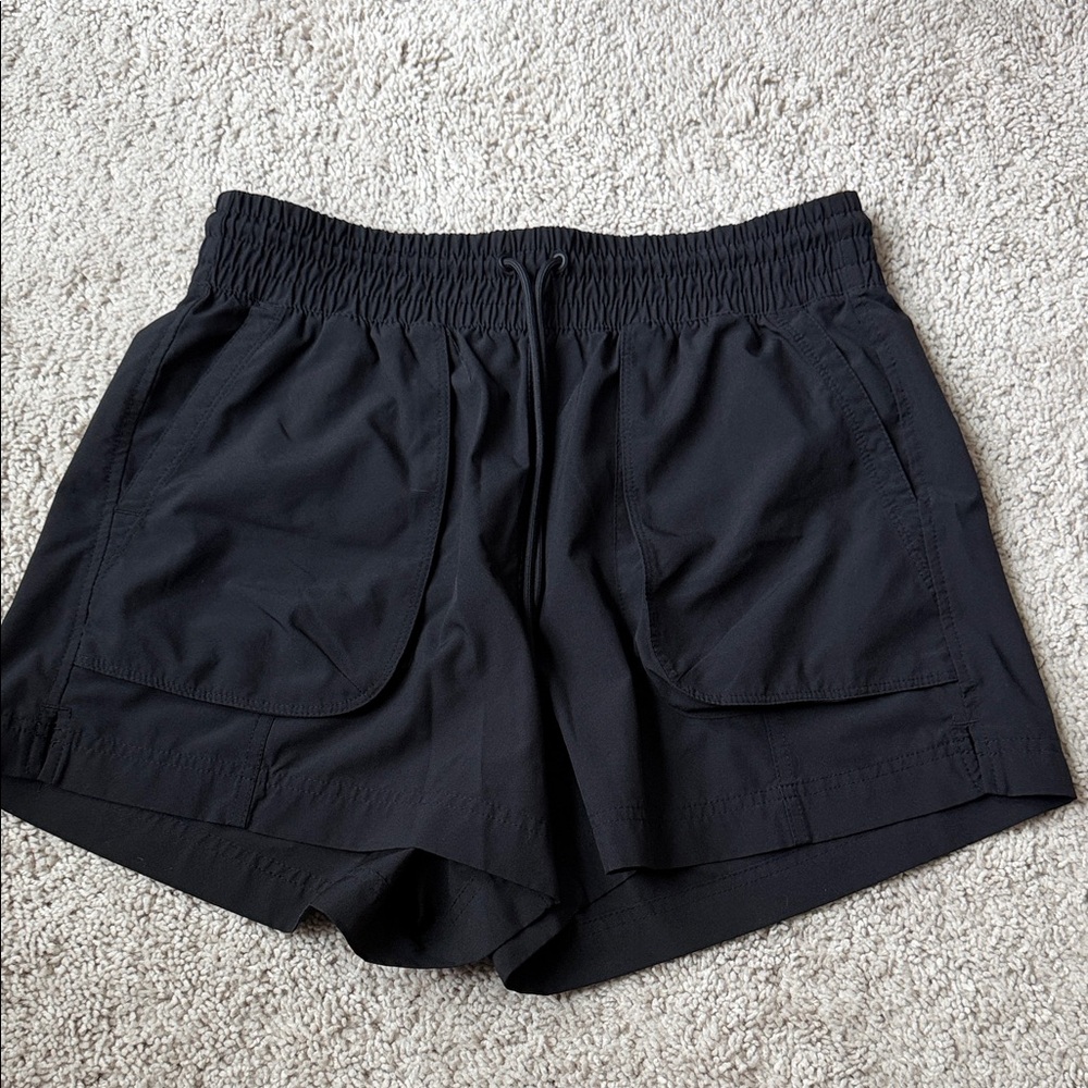 Old Navy Black Athletic Women's Shorts